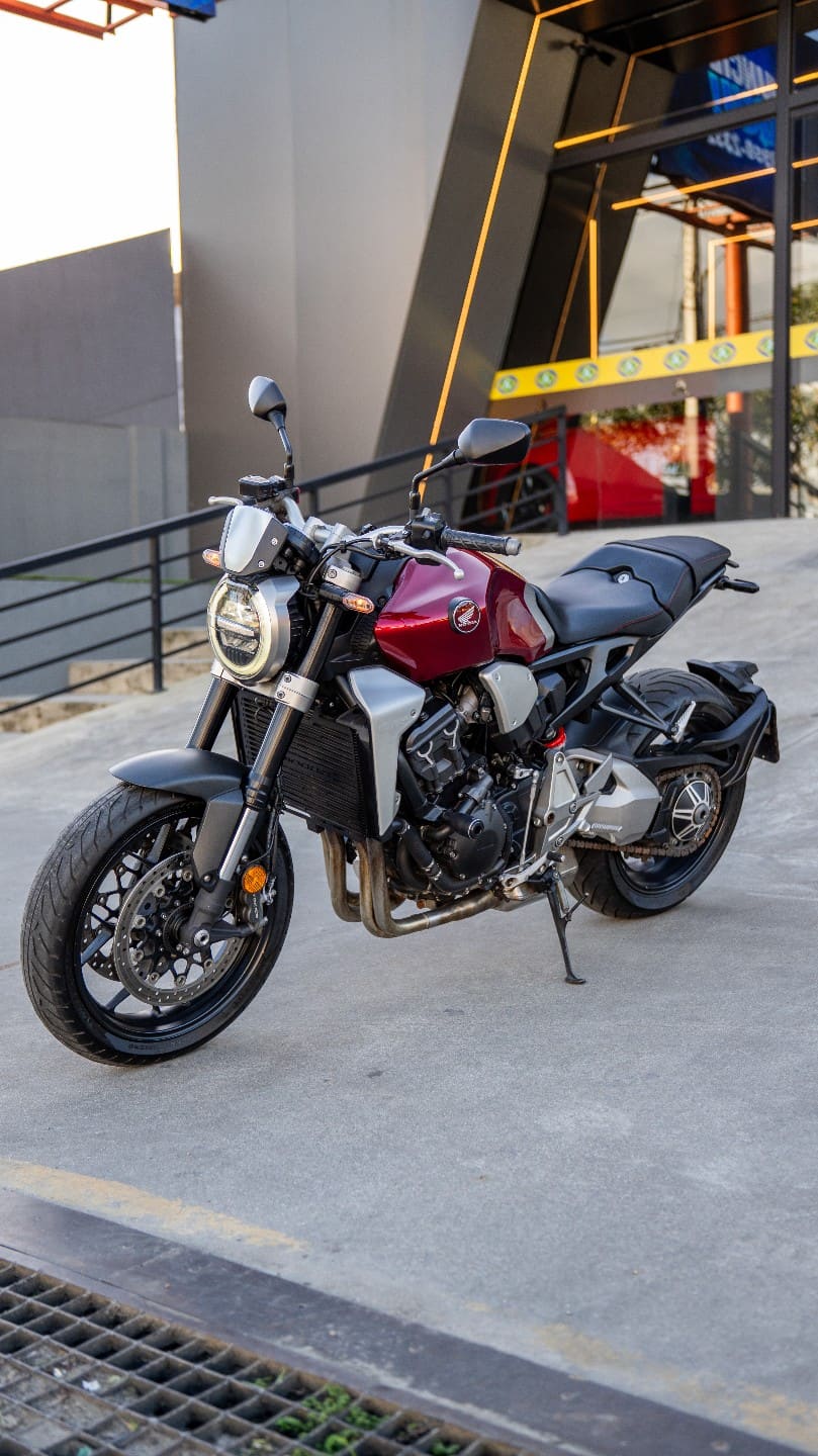 HONDA CB 1000 R, Vermelha
