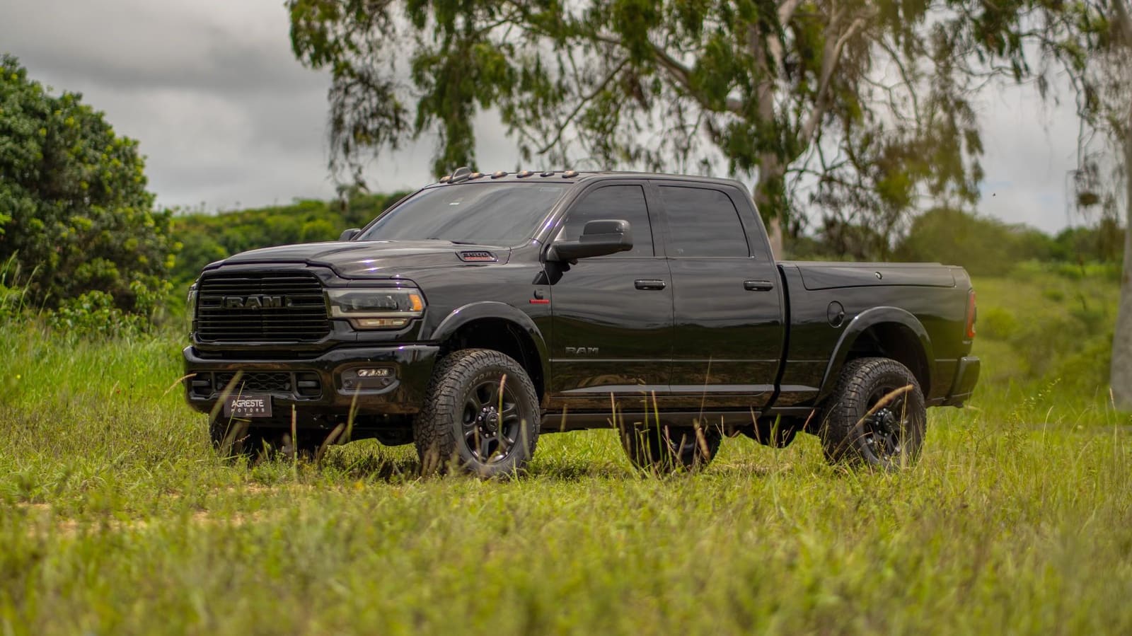 RAM 3500 6.7 TURBO DIESEL LARAMIE NIGHT EDITION, Preta