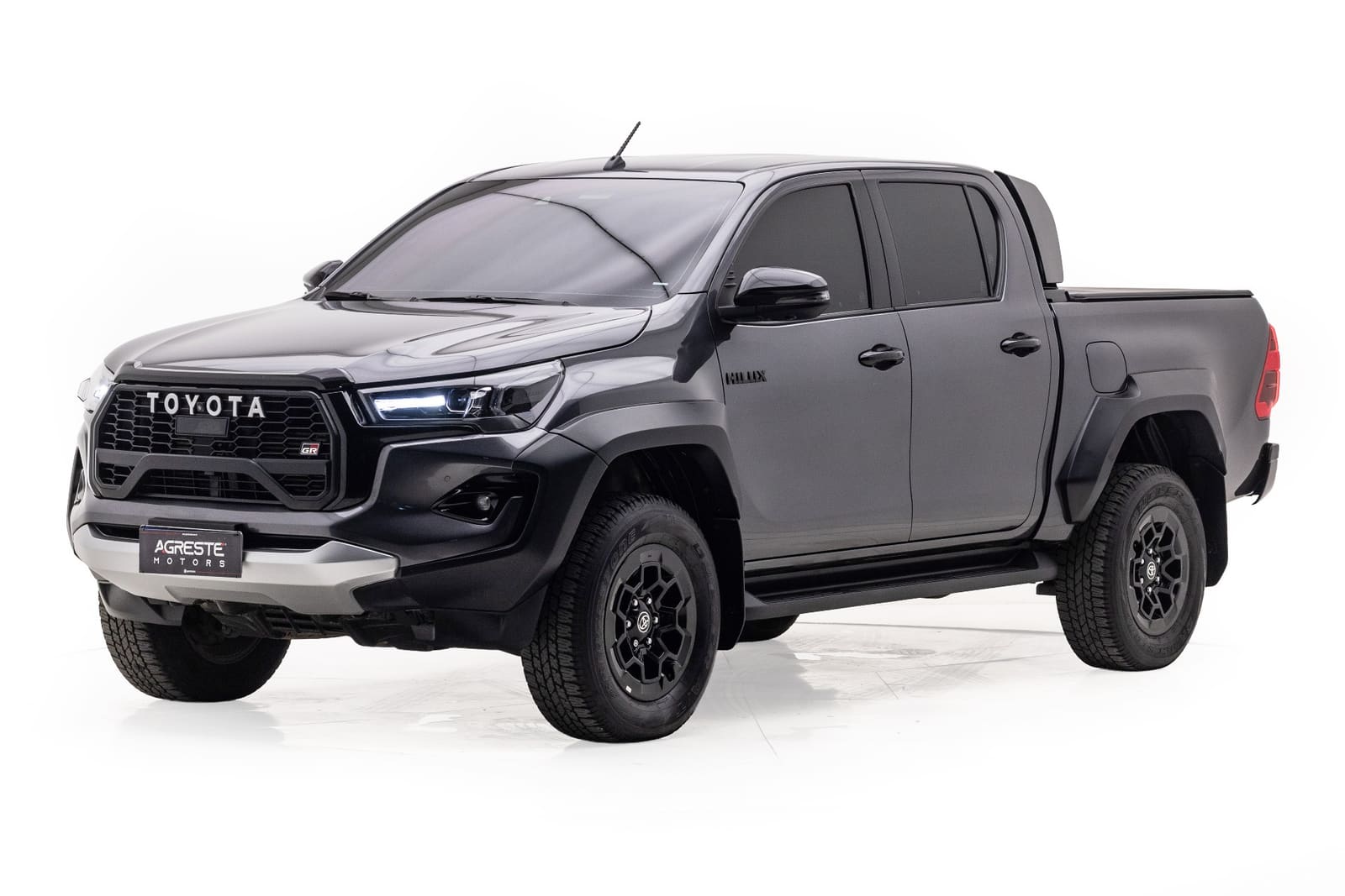 TOYOTA Hilux GRS, Cinza