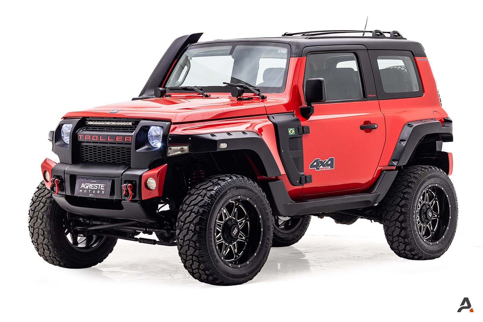 TROLLER T4 XLT 3.2 turbo, Vermelha